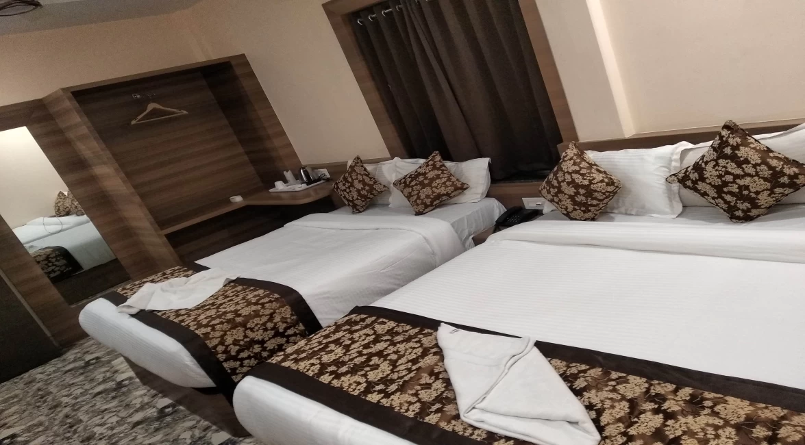 Triple Bed Room